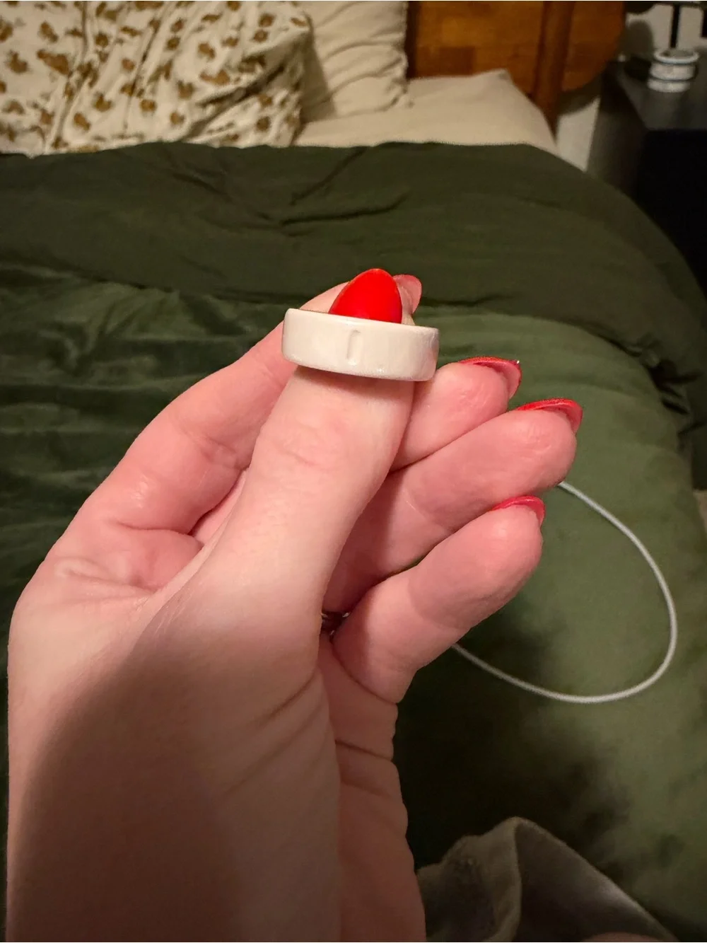 Oura Ring 4 Ceramic Petal Size 7